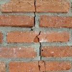 Are Chimney cracks a problem?